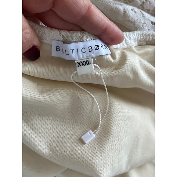 Baltic Born White Nude Caroline Lace Maxi Dress Off Shoulder, Size XXXL - Picture 2 of 8